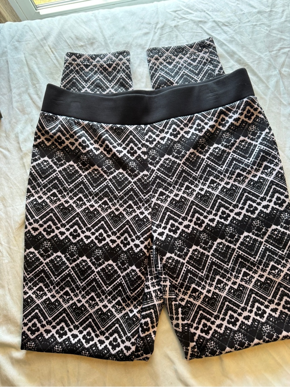 Joe Benbasset Black and Pink Logo Active Skort
